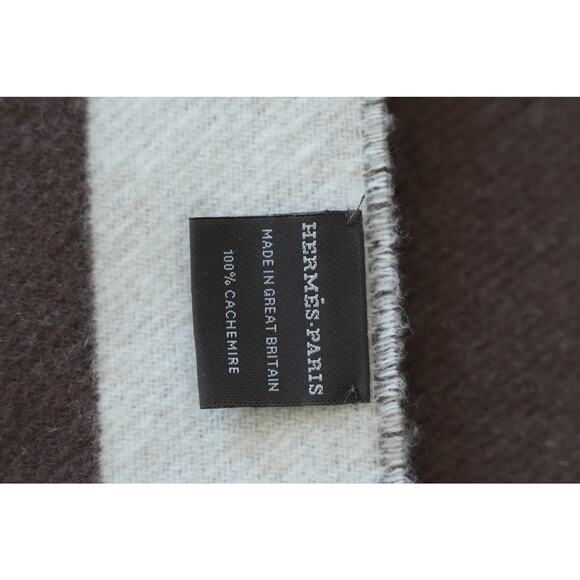 Hermes Large Cashmere Scarf - Picture 8 of 11